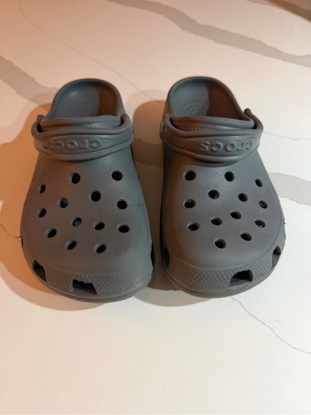 Crocs Classic Clogs Gray Men’s 7 / Women’s 9 Slip-On Comfort Shoes